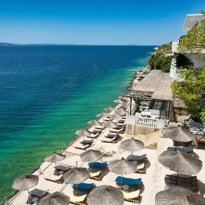 Alisja - Private Hotel